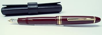 Montblanc Meisterstuck LeGrand Traveller Fountain Pen 147, Burgundy Bordeaux Maroon Resin and Gold Trim, 120997