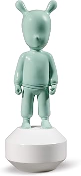 LLADRÓ The Green Guest Figurine. Small Model.. Porcelain The Guest Figure.