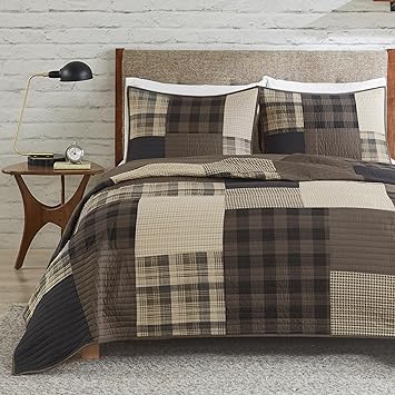 Woolrich Quilt Set Queen, Southwestern Aztec Bedding, Reversible Lightweight Bedspread, Oversized Rustic Cabin Quilt Set, Western Farmhouse Bedding with Matching Shams, Black