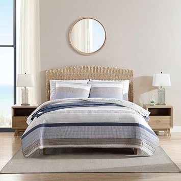 Nautica - Queen Quilt Set, Soft Cotton Bedding with Matching Shams, Prewashed for Extra Softness, Reversible Stripe Design, Lightweight Layering for Year-Round Comfort (Galewood Blue)