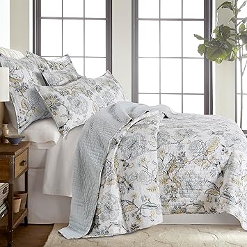 Levtex Home Ophelia Spa Reversible Full/Queen Quilt Set (88x92in) and 2 Pillow Shams (26x20in) - Bedding - Blue, Yellow, White - Rayon Full/Queen Size Quilt Bedding Set - Lightweight, Soft, Pre-Washed