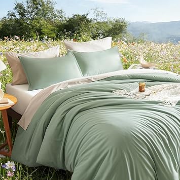 Litanika Oversized King Comforter Set 120x120, 3 Pieces Sage Green Super King Lightweight Solid Bedding Set, All Season Fluffy Bed Set Quilt Blanket
