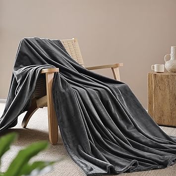 Dark Grey Fleece Throw Blanket Twin Size, Soft Warm Fuzzy Cozy Blankets for Bed Couch, Plush Microfiber Flannel Blanket Suitable for All Seasons, Women Men Gift, 60x80 Inches